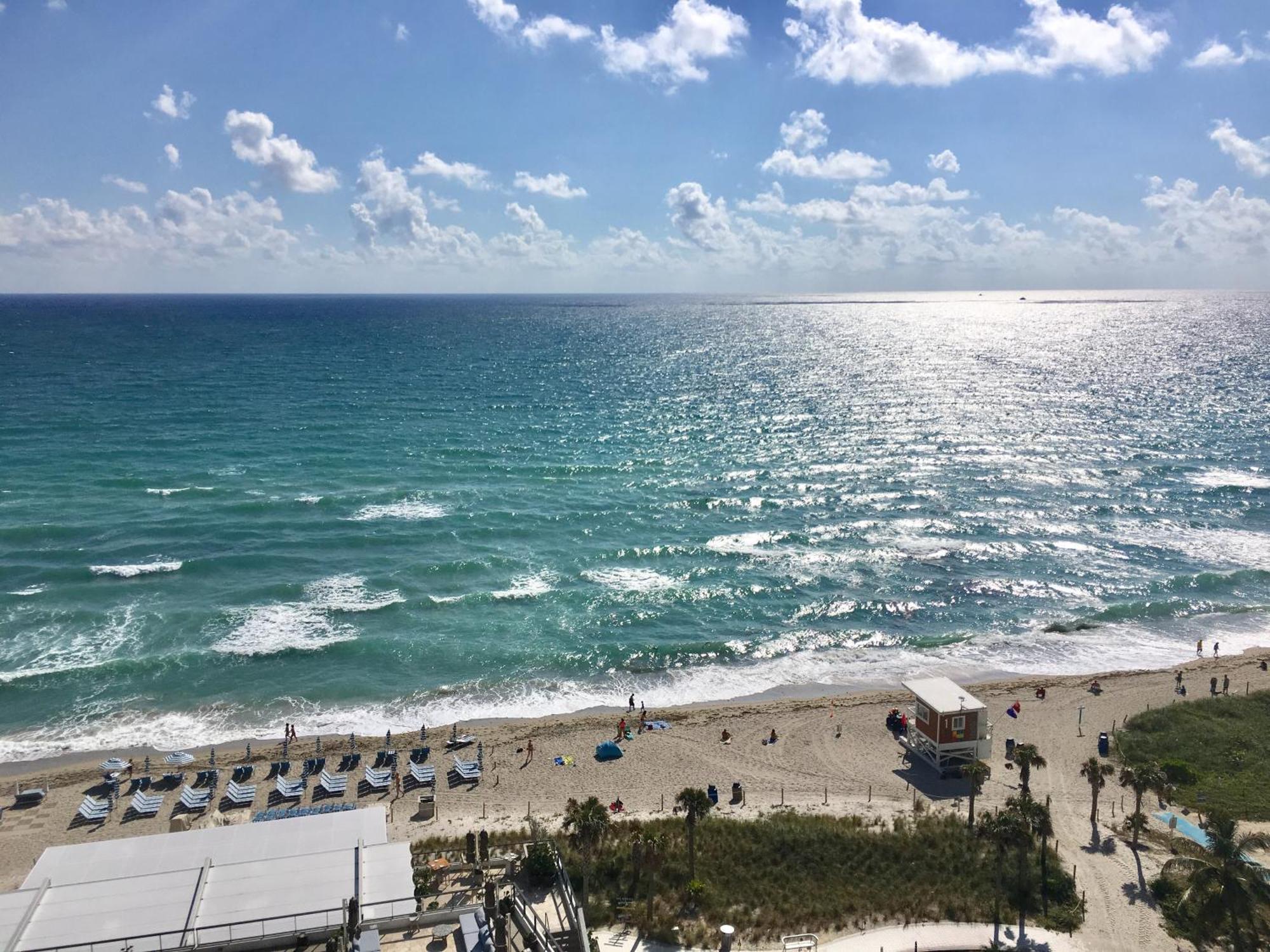 Hyde 4111 S Ocean Dr