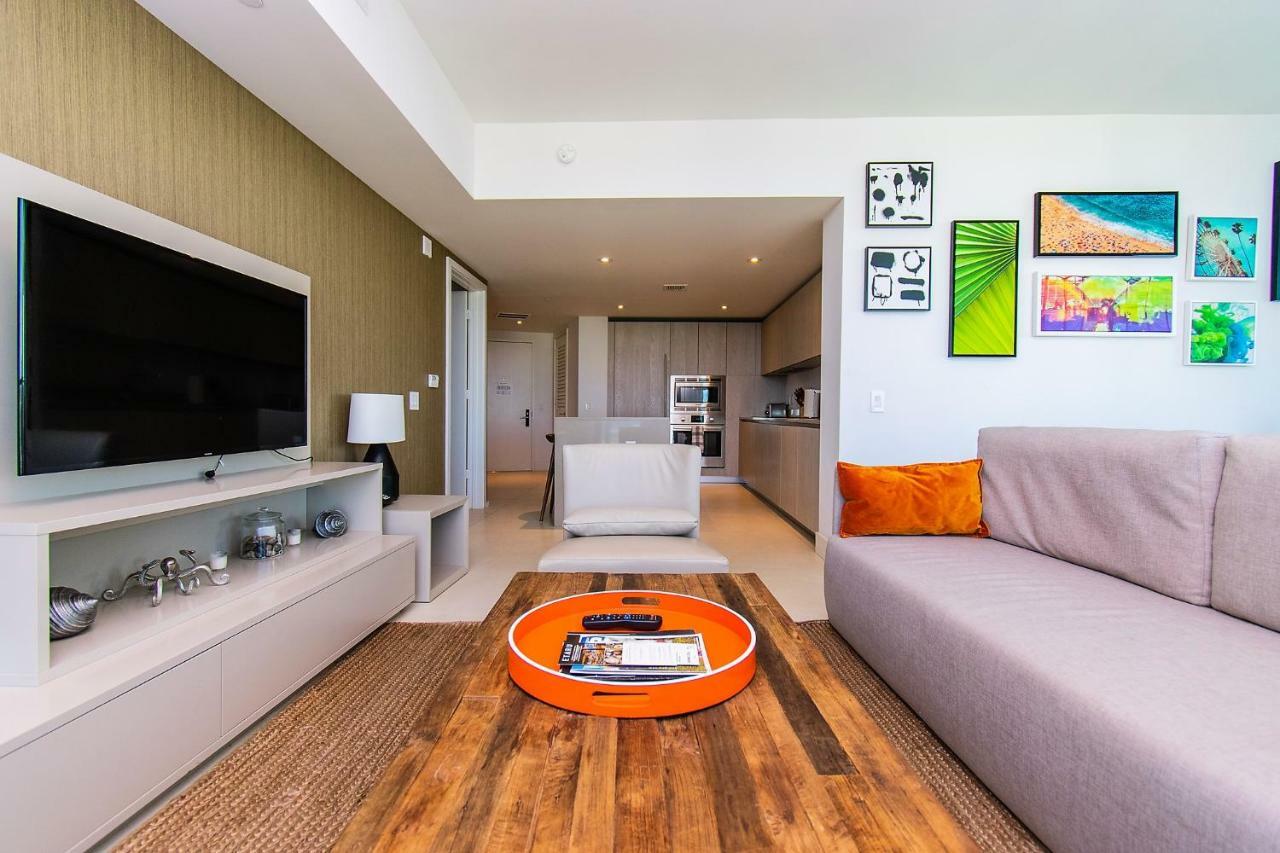 Hyde 4111 S Ocean Dr *