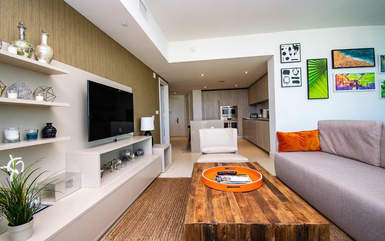 Hyde 4111 S Ocean Dr * Hollywood
