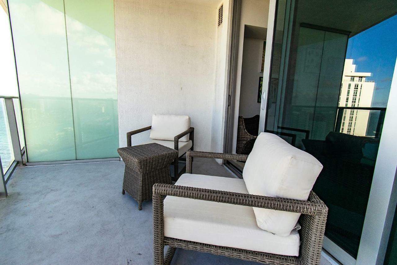 Hyde 4111 S Ocean Dr * Hollywood